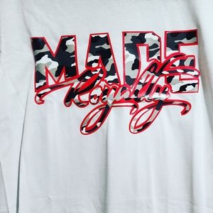 White T-shirt red/camo logo